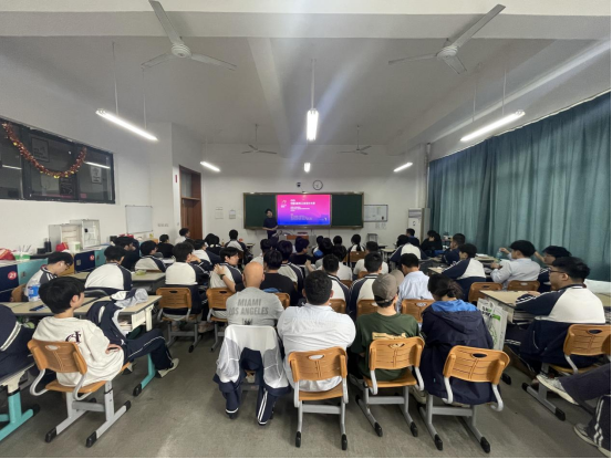 技能为基，设计为翼——2026中国（温州）工业设计大赛宣讲会走进温州技师学院